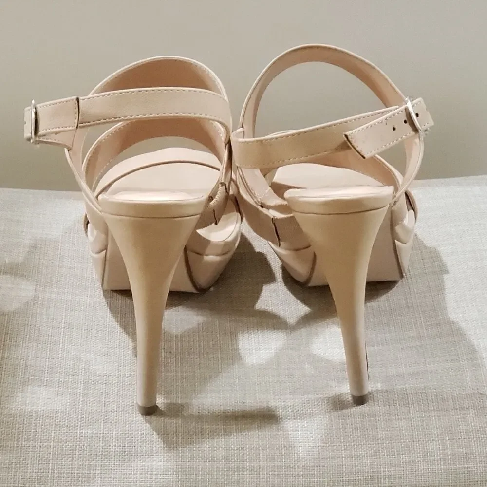 Sexy nude strapy heels